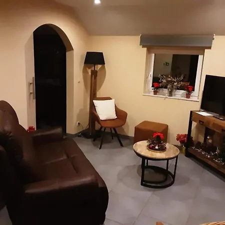 Apartman Charming In - 80 M² With Shared Pool *